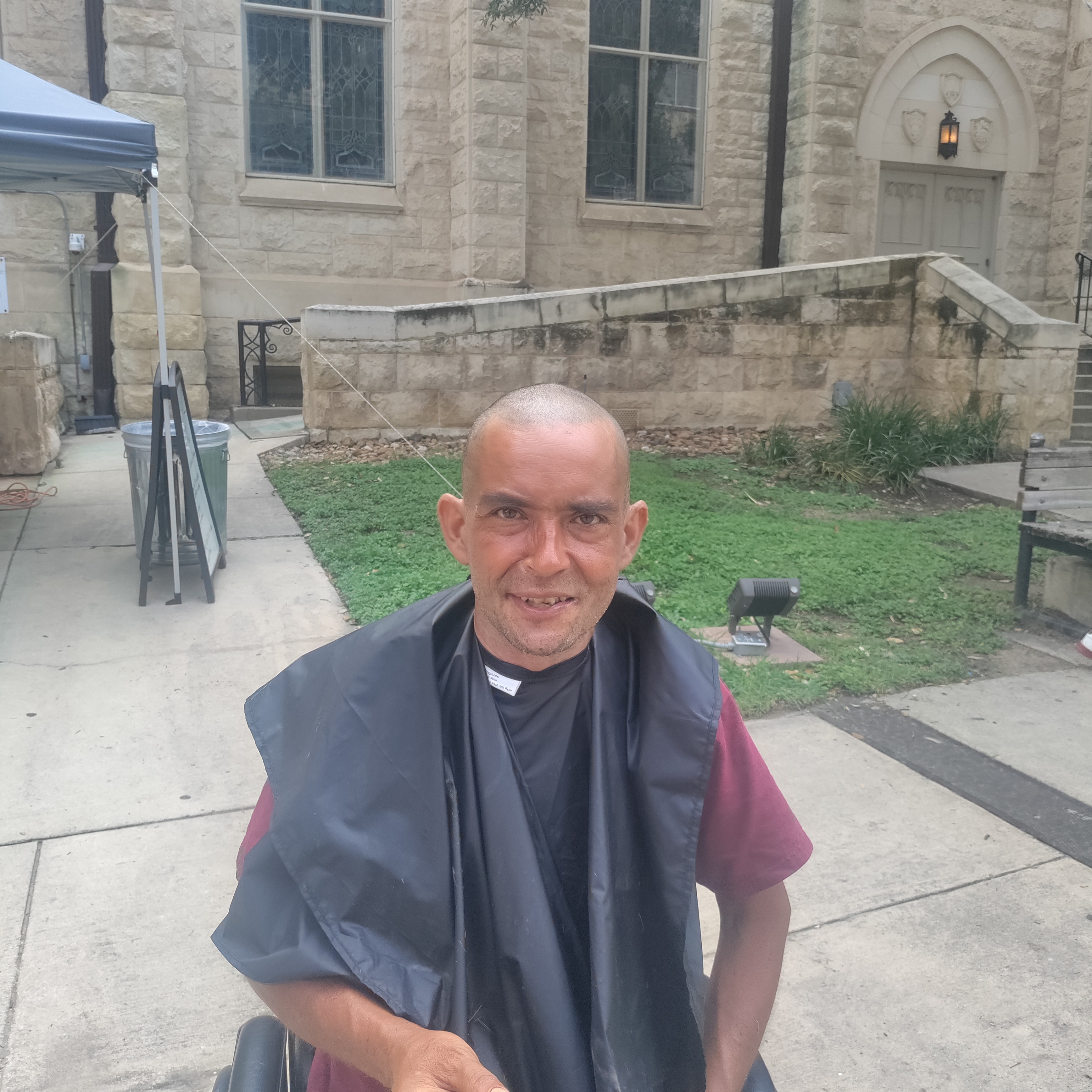 Mobile personal care with street-level barber services